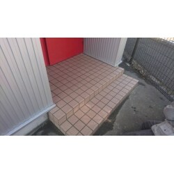 玄関タイル貼り替え