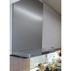 プロペラ式換気扇からお手入れしやすい換気扇へ交換しました
