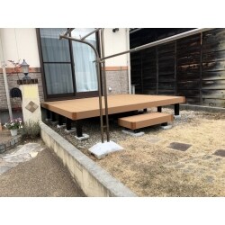 愛知県豊橋市で木製デッキからリウッドデッキに取り替えました。