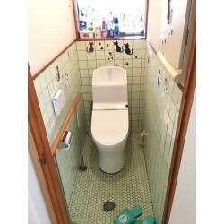 リモコン付のトイレを取付ました。