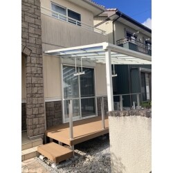 YKKAPソラリア テラス屋根、リウッドデッキを取付！