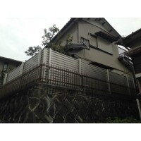 愛知県豊橋市で目隠しフェンスを取り付けました。