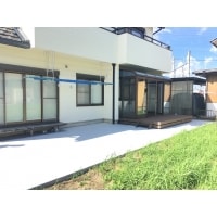 愛知県豊橋市で庭の手入れを無くテラス囲いを取り付けました。