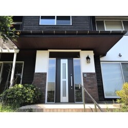 住まいの外観にしっくりとなじむ、落ち着きと洗練さを併せ持った佇まいに！