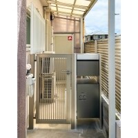 診療所の勝手口の門扉を改修しました