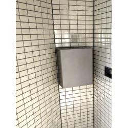 ポストの取り付けを行いました。