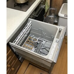 新しい食器洗い乾燥機設置。この度の食器洗い乾燥機は通常洗剤の他に重曹も使用可能！