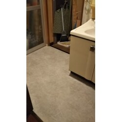 サンゲツ　Hフロア　石目
