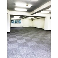 お仕事が捗るオフィスに・・・床・壁全取り換え!