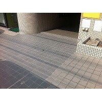 会社の印象を決めるエントランスの補正工事