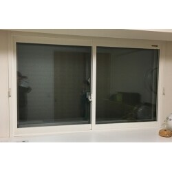 築6年ほどのマンションにお住まいのA様。
複層ガラスを使っている窓なので、寒さは大丈夫と思っていたようですが、
外から帰ってくると家の中が寒いとのことでご相談いただきました！

北向きの窓、は手強いようで。二重窓にリフォームさせて頂きました！