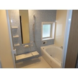 見た目スッキリ！お風呂とトイレの交換