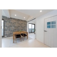 シンプルモダン ロフトを生かした二世帯リフォーム