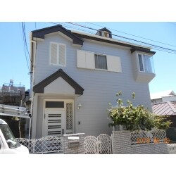 施工内容 ／ 外壁塗装
使用塗料 ／ 日本ペイント：パーフェクトトップ