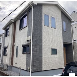 日本ペイント：ＵＶプロテクト４Ｆクリヤー