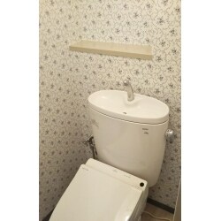 配管の劣化により、漏水が起こり、配管更新工事を行いました。配管更新工事は保険適用外ですが、漏水事故に伴う原状回復工事は、保険適用になりますので、対応いたしました。