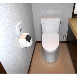 内装はそのまま、TOTOトイレに交換リフォーム