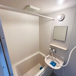 賃貸住宅のユニットバスシート上張り