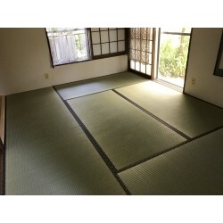 廊下の床浮きによるストレスもなくなり、和室もい草の香りがする明るい部屋になりました。