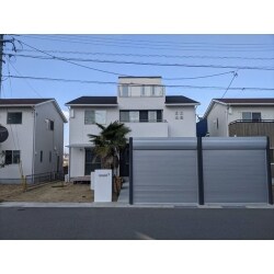 テラスをロフト形式で増設しました。車庫も新設しました。
