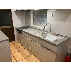 今まで30年使用した思いの詰まった水廻りからこの先長い期間ご使用いただくためのリフォームを行いました。　　　　　　　　　　　　　　　　　　　どれもこだわりながら、断熱性や収納面がポイントにご提案いたしました。　こだわったリフォームでさらにマイホームへの想いが強くなりました。