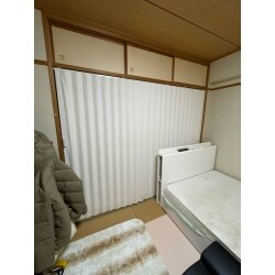 趣味のお部屋からの音漏れを軽減できるよう、生活音を軽減できる室内ドアへお取替えいたしました。　リビングでくつろぐご家族にも配慮した生活ができるようにご提案いたしました。