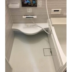 岡崎市にてリフォームを行いました。今回のお客様は低価格なお風呂をご希望されていたため、低価格のユパティオを使用し、また、プランも一番お値打ちなEプランを選択しました！