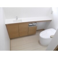 大小2つのトイレを1つに