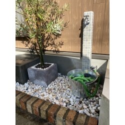 お洒落な水栓柱（立水栓）ができました～。