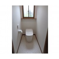 和便器を洋式トイレに 床、壁全面リニューアル