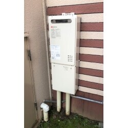 業務用給湯器の取替
ノーリツガス給湯器　飲食店向けです。