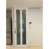 階段に間仕切りを設置しました!