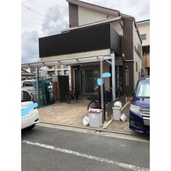 ベランダの取り付けを行いました。