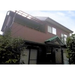 元々の素敵なサイディングの雰囲気をそのままに活かし、さらに美しく見えるように仕上げました。
