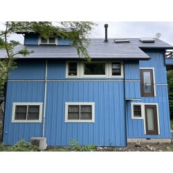 国外の建物を思わせる、鮮やかでお洒落な仕上がりになりました。