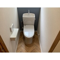 手すり部分を取り外し、全体的にすっきりとした仕上がりになりました。
