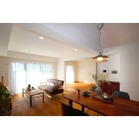 「空を眺める部屋」LDKで過ごす贅沢な時間