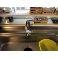 長年使用した水栓から水漏れ!?キッチン水栓を交換しました