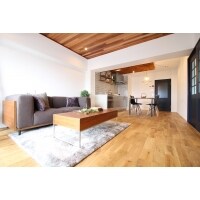 経年変化を楽しめる、落ち着くナチュラル空間