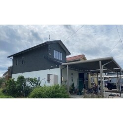 シリコンREVOで塗装し、青みを持たせた外観に生まれ変わりました。