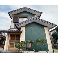 緑のラインがインパクト大!素敵なお家に変身