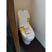 和式から洋式へ 落ち着くトイレになりました!