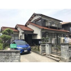 トタン板の外壁にサビが発生していましたが、錆止め塗装をしっかりと塗装いたしました。
