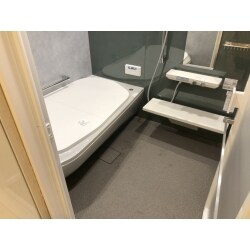 在来からユニットバス
掃除のしやすさからTOTOサザナへ