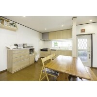 明るいコーディネートで彩る水廻り