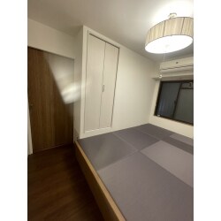 ファミリーで川の字になって寝られるお部屋を作らせていただきました。
お客様のアイデアを形にいたしました。