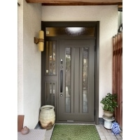 短期簡単施工で玄関リフォーム