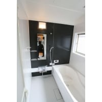 広々と開放感のあるユニットバスへ