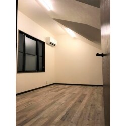 テレワークの為、3階屋根裏部屋をリフォームしました。

