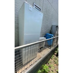 既存給湯器の調子が悪くなってしまったので、壊れる前に交換しました。